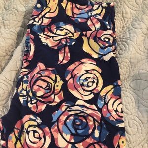 LuLaRoe Watercolor Roses Leggings TC